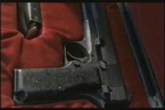 s12ep12gun1