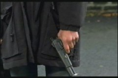 s12ep13gun1
