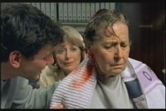 s12ep2alicecaroltom1