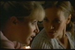 s12ep3alexclaire1