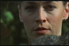 s12ep9claire10