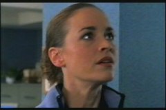 s12ep9claire3