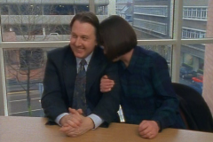s03ep1523251