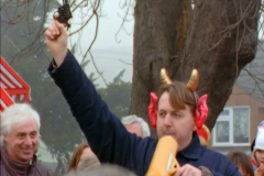 s04ep0201901